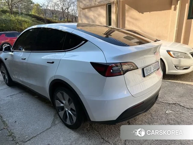 Tesla Model Y id 3619094 из Кореи 10