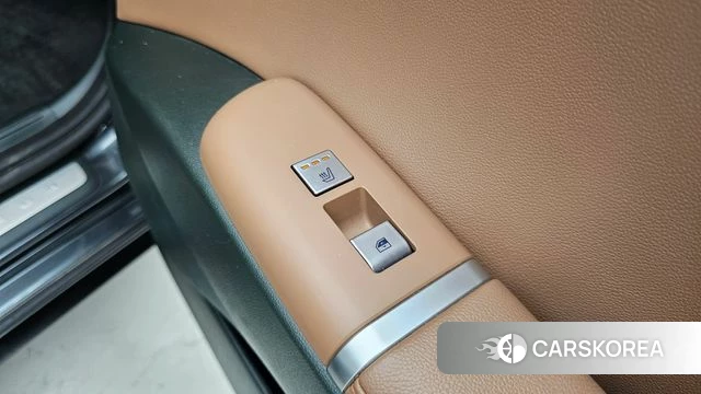 Hyundai Grandeur Hybrid (GN7) id 4500140 из Кореи 10