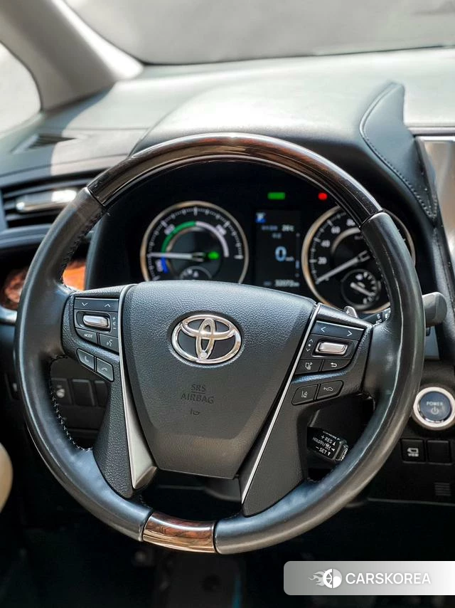 Toyota Elfa id 4278120 из Китая 10