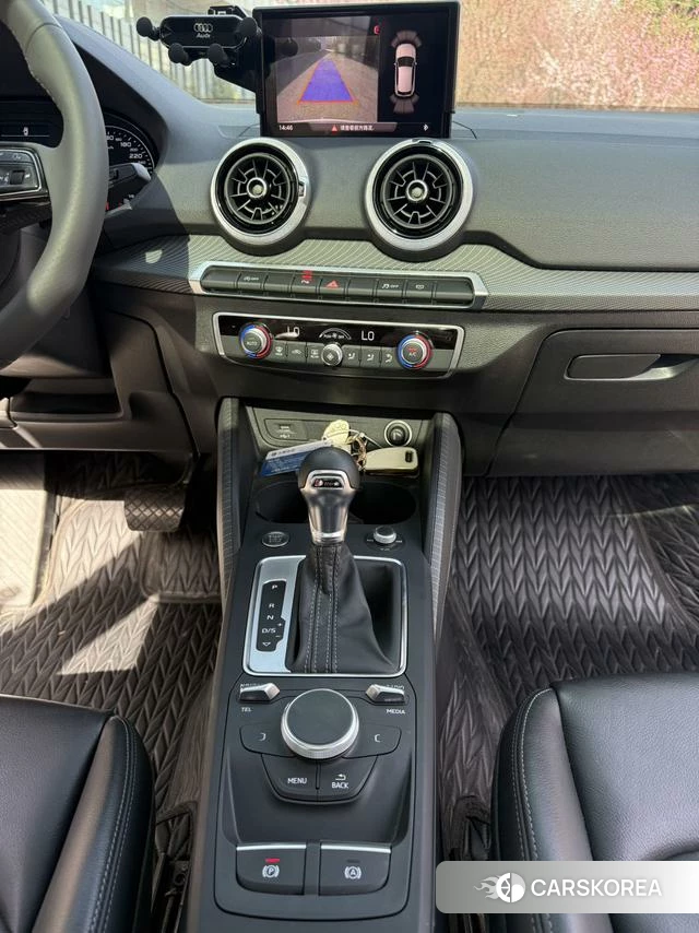 Audi Q2L id 4253789 из Китая 10