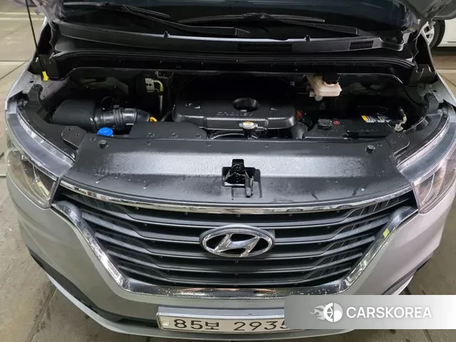 Hyundai The New Grand Starex id 3161035 из Кореи 10