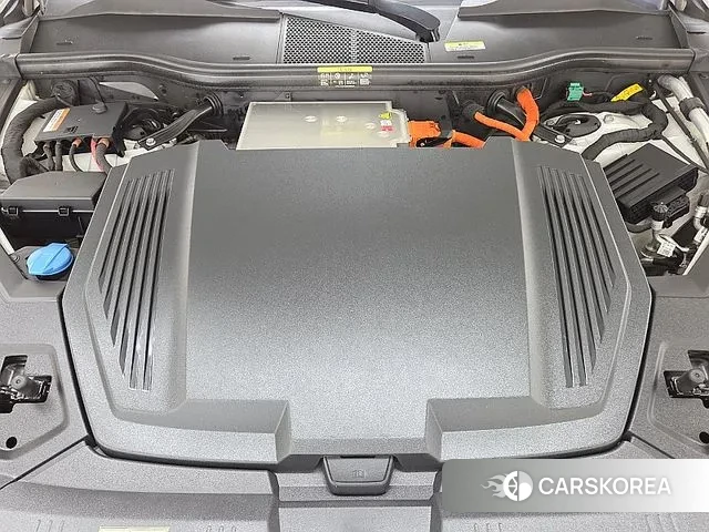 Audi e-Tron id 3054772 из Кореи 10