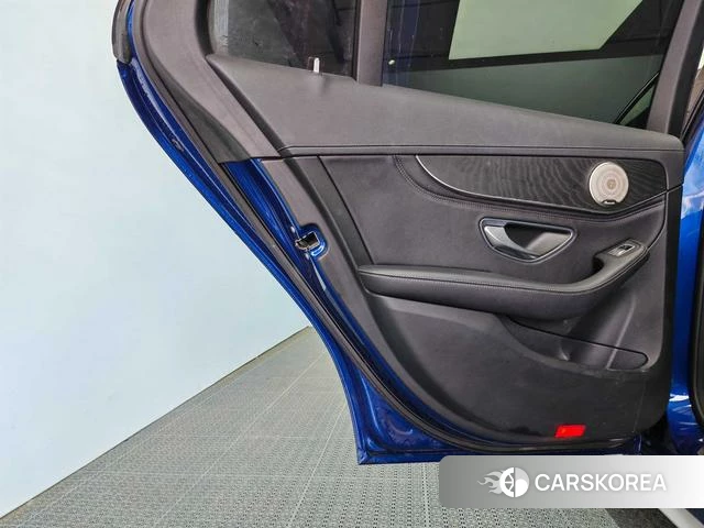 Mercedes-Benz Class C id 4209799 из Китая 10