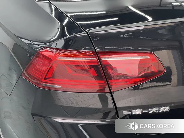 Volkswagen Magotan id 4275901 из Китая 10
