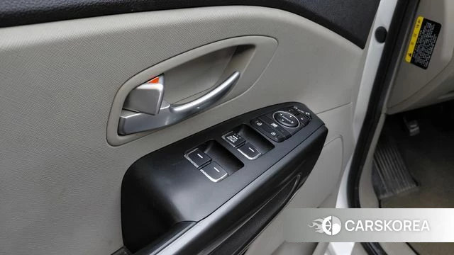 Kia The New Carnival id 4708184 из Кореи 10