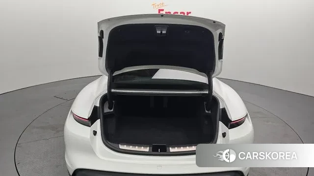 Porsche Taycan id 3621334 из Кореи 10