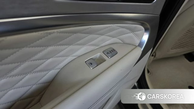 Genesis G70 id 4895468 из Кореи 10
