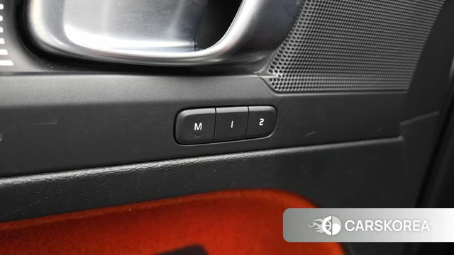 Volvo XC40 id 4196337 из Кореи 10