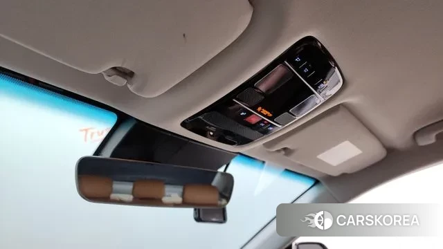 Hyundai Grandeur (GN7) id 3289550 из Кореи 10