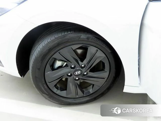 Hyundai Avante Hybrid (CN7) id 4922463 из Кореи 10