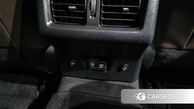 Toyota Camry (XV70) id 3942696 из Кореи 10