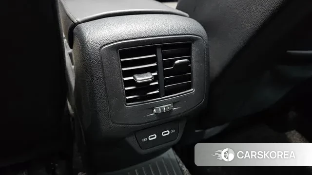 Volkswagen T-Roc id 3680991 из Кореи 10