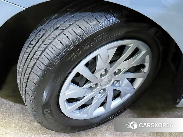 Hyundai Avante (CN7) id 3824895 из Кореи 10