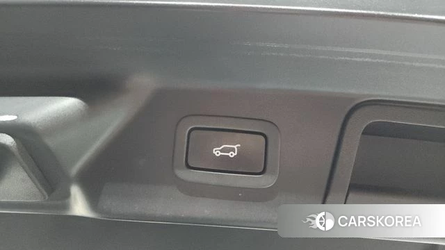 Land Rover Range Rover Velar id 4188249 из Кореи 10