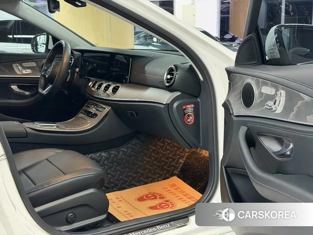 Mercedes-Benz E-class id 4240866 из Китая 10