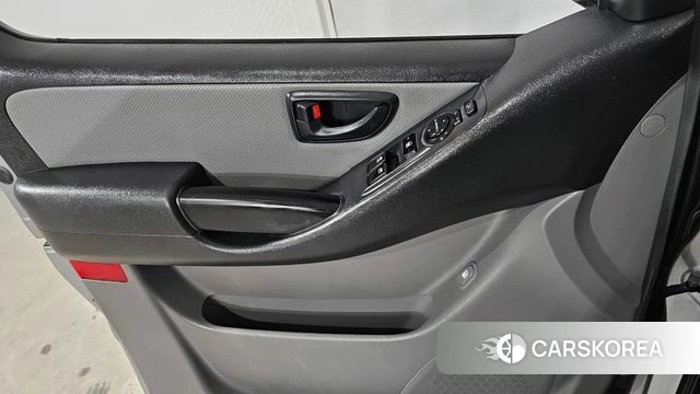Hyundai The New Grand Starex id 4530432 из Кореи 10