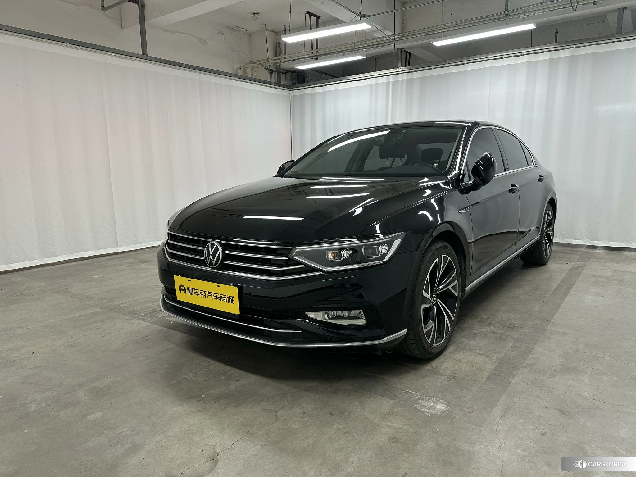 Volkswagen Magotan id 4492797 из Китая 10