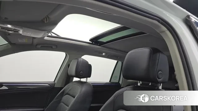 Volkswagen Tiguan second Generation id 3335010 из Кореи 10