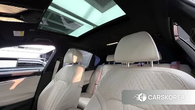 BMW 5 Series (G30) id 3698518 из Кореи 10