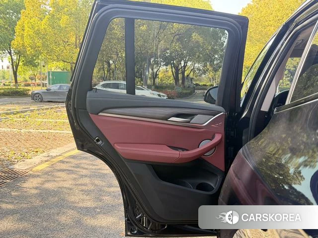 BMW X3 id 4290523 из Китая 10