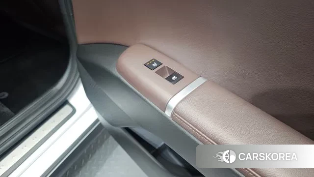 Hyundai Grandeur (GN7) id 3680008 из Кореи 10