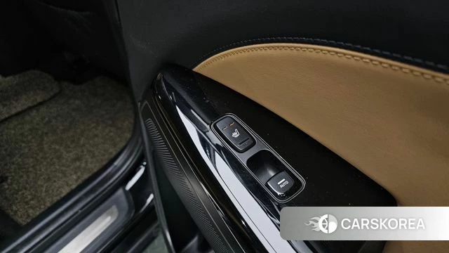 Kia K7 Premier Hybrid id 3833976 из Кореи 10