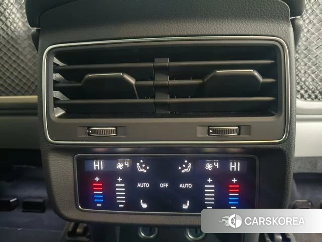 Audi SQ7 id 4275689 из Китая 10