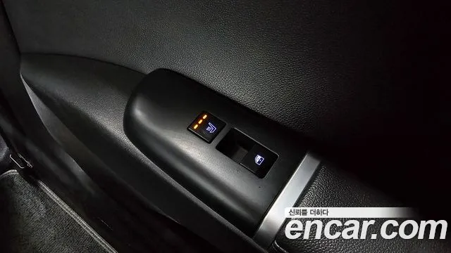 Hyundai Grandeur (GN7) id 2408464 из Кореи 10