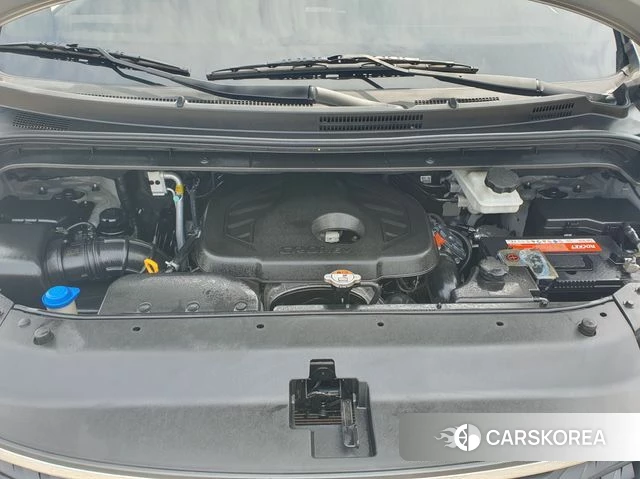 Hyundai The New Grand Starex id 3886227 из Кореи 10