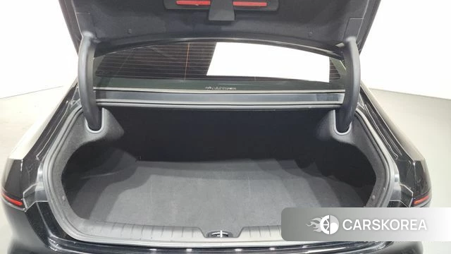 Hyundai Grandeur Hybrid (GN7) id 3864917 из Кореи 10