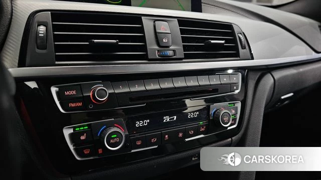 BMW 3 Series (F30) id 3893933 из Кореи 10