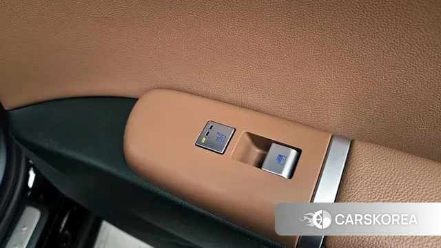 Hyundai Grandeur Hybrid (GN7) id 3764169 из Кореи 10