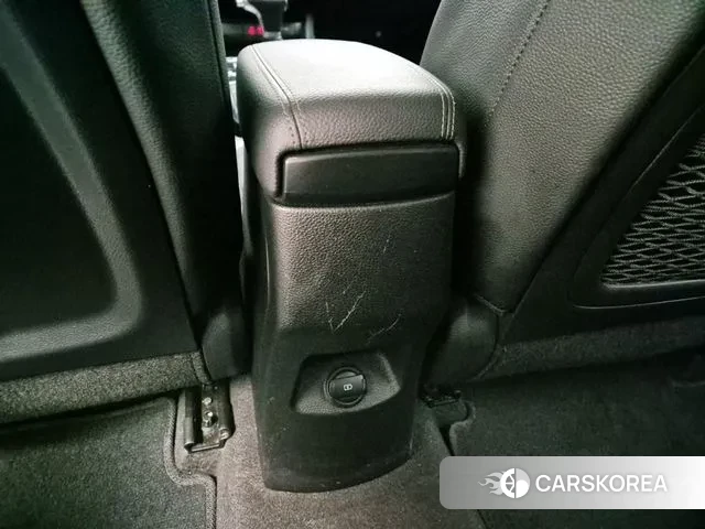 Kia Stonic id 3476699 из Кореи 10