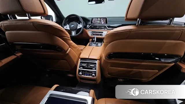 BMW 7 Series (G11) id 3598240 из Кореи 10