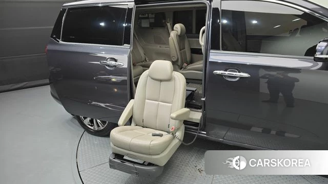Kia The New Carnival id 4490453 из Кореи 10