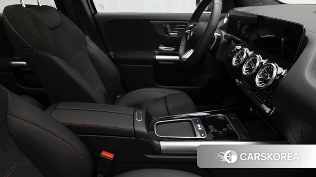 Mercedes-Benz GLA - Class H247 id 4834159 из Кореи 10