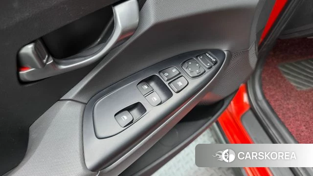 Hyundai Veloster (JS) id 4900614 из Кореи 10