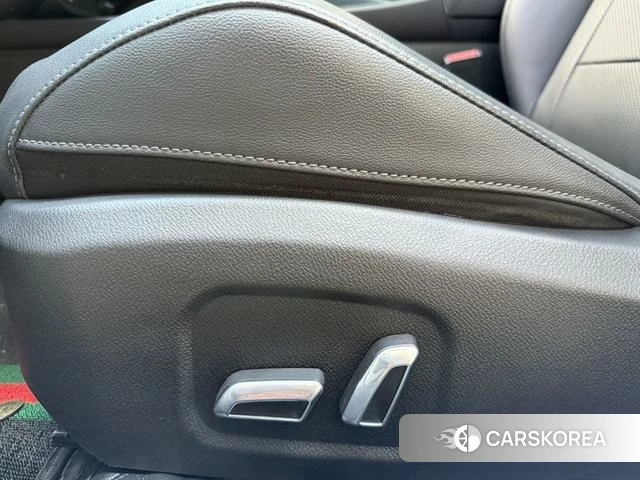 Hyundai Elantra id 4290422 из Китая 10