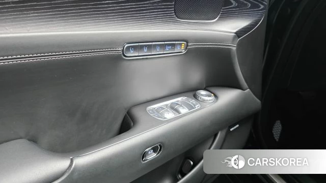 Genesis G90 (RS4) id 4753847 из Кореи 10