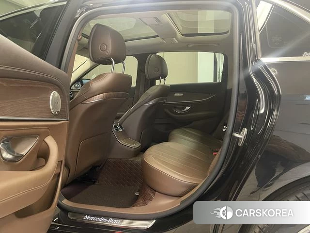 Mercedes-Benz E-class id 4299652 из Китая 10