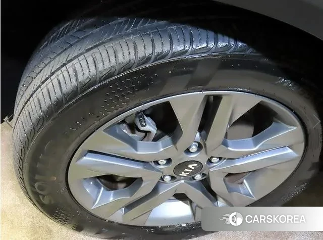 Kia Seltos id 3493582 из Кореи 10