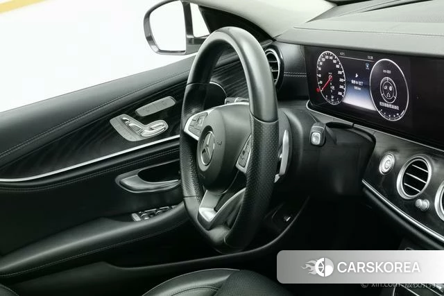 Mercedes-Benz E-class id 4210661 из Китая 10
