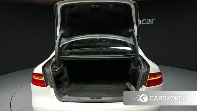 Jaguar XE id 4203497 из Кореи 10