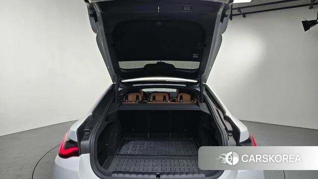 BMW i4 id 4524195 из Кореи 10