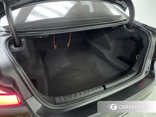 BMW 5 Series (G30) id 3340494 из Кореи 10