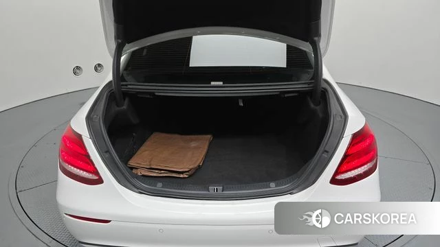 Mercedes-Benz E-Class W213 id 4698601 из Кореи 10