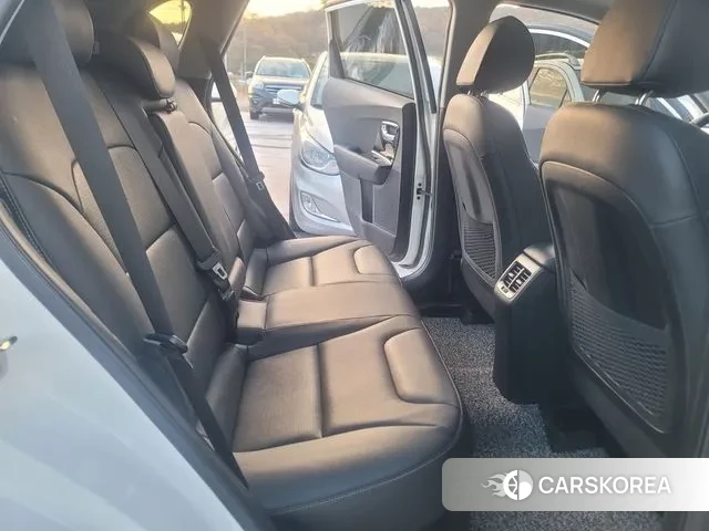 Kia Niro id 3368791 из Кореи 10