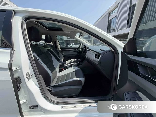 Volkswagen Bora id 4260168 из Китая 10