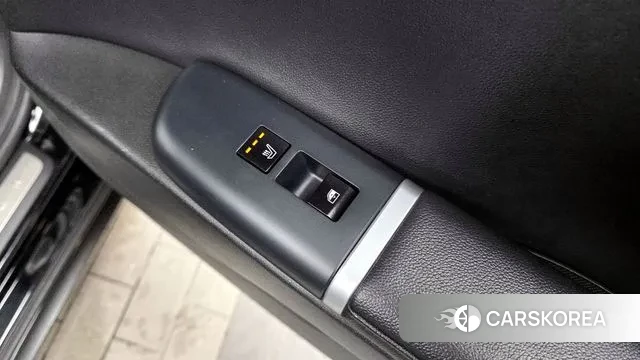 Hyundai Grandeur (GN7) id 3576677 из Кореи 10