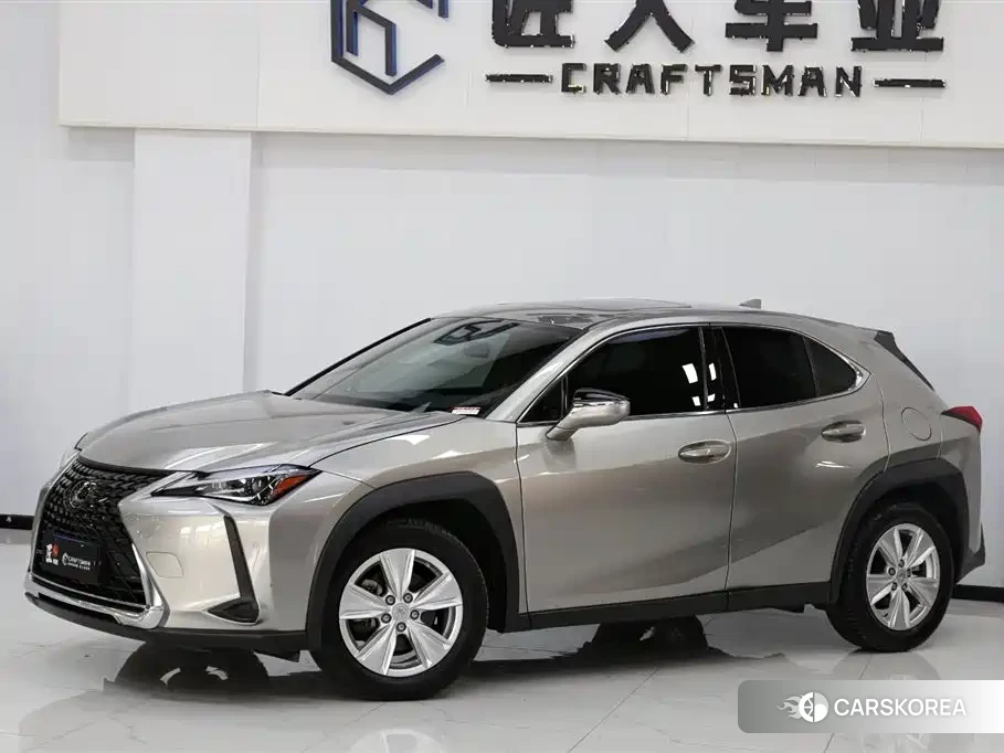 Lexus UX id 4685910 из Китая 10